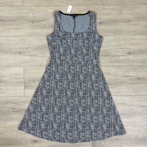 Banana Republic Small A-line Dress Business Casual Black White Geometric